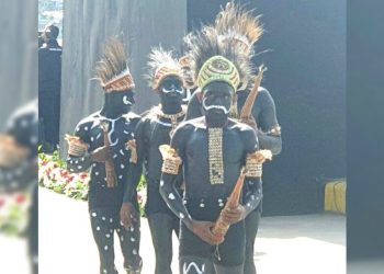 Namantus Menilai Parade Budaya yang Dimotori PYCH Lecehkan Busana Adat Koteka