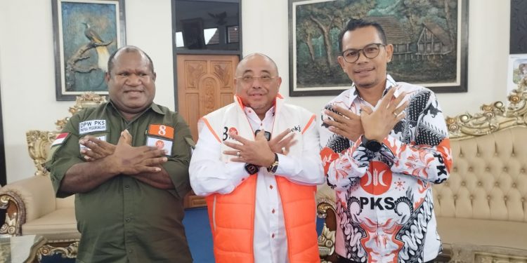 Hadiri Kampanye Akbar di Papua, Sekjend Harap PKS Raih Kursi Pimpinan di DPRD