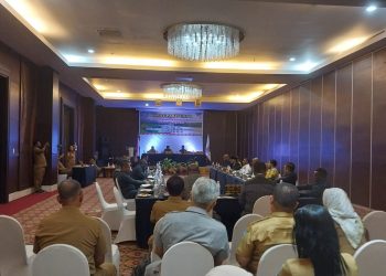 Klemens Hamo Diberhentikan dari Ketua DPRD Kabupaten Jayapura