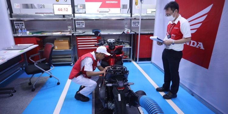 Teknisi Sepeda Motor Honda Indonesia Siap Adu Skill di Ajang GTC