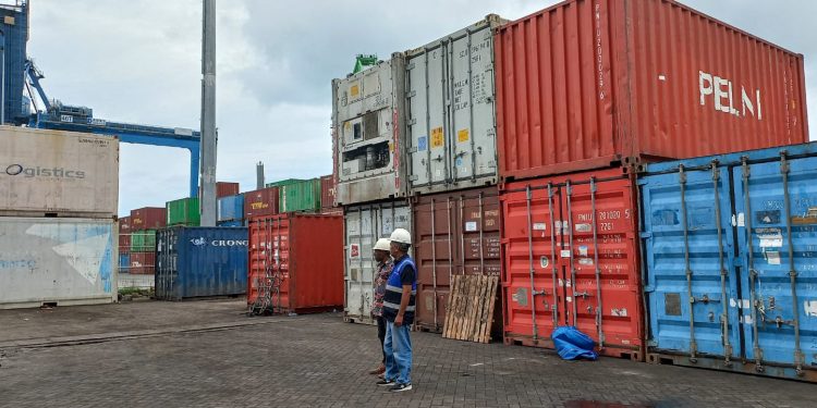 PT PBM SBN Catat Aktivitas Bongkar Muat Barang Selama 2023 Turun 20 Persen