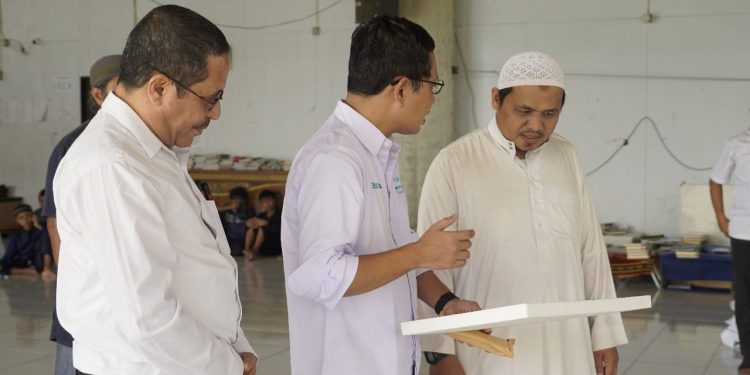YBM PLN Dukung Pendidikan Berkualitas para Santri Ponpes Ittiba As Sunnah Jayapura