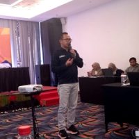 Deputi Kepala Kantor Perwakilan LPS III, Prayitno Amigoro memaparkan kinerja LPS. (Foto : Syahriah)