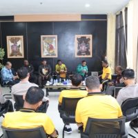 Audiensi MRP dan Polda Papua terkait rekrutmen anggota Polri. (Foto : Pasificpos.com)