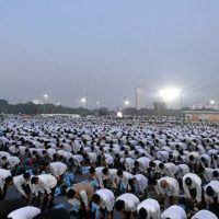 Ratusan ribu orang memadati Monas Jakarta untuk doa zikir. (Foto : Istimewa)