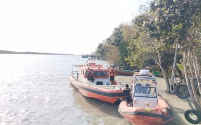 Tim SAR melakukan proses  pencarian tiga nelayan hilang. (Foto : Istimewa)