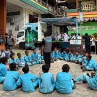 Edukasi pengelolaan sampah. (Foto : Istimewa)
