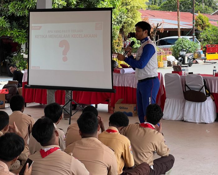 100 Siswa Cari Aman Bersama Astra Motor Papua